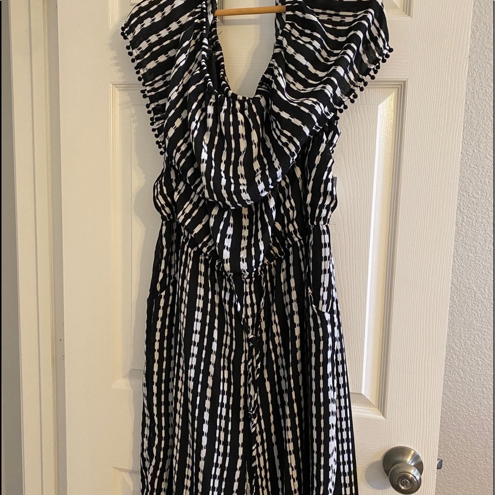NWT!! Plus size jumpsuit capri-length